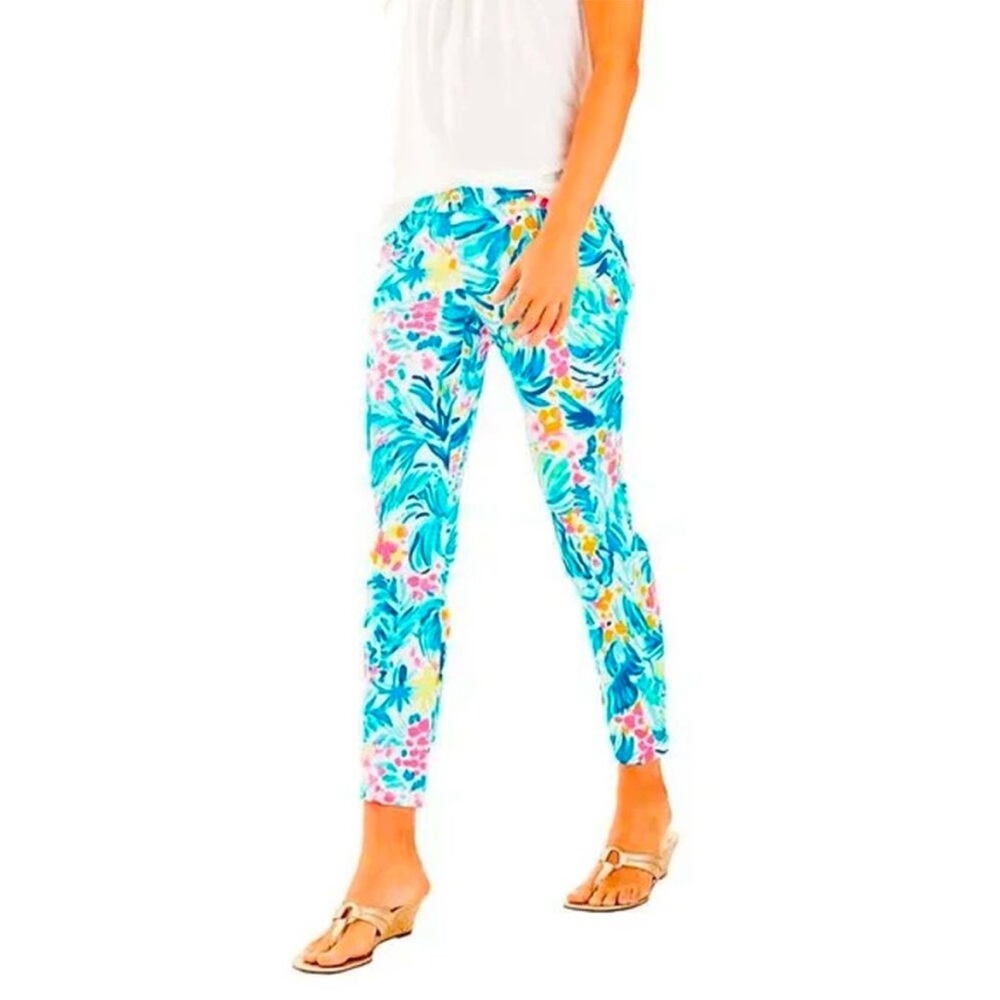 Lilly Pulitzer NWT Kelly Skinny Ankle Pants in the "Serene Blue Tippy Top" print